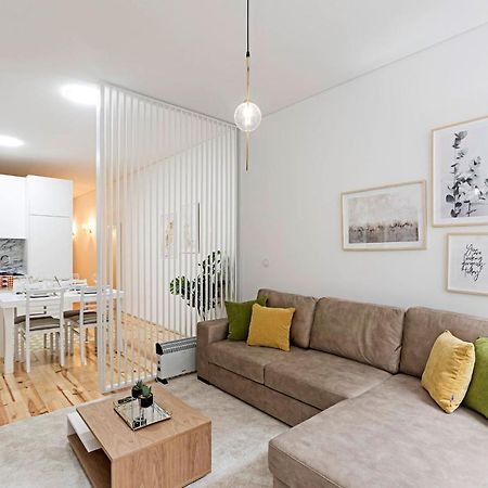 Loios 1Br Flat Downtown By Lovelystay Porto Ngoại thất bức ảnh