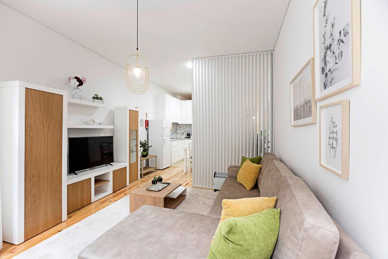 Loios 1Br Flat Downtown By Lovelystay Porto Ngoại thất bức ảnh