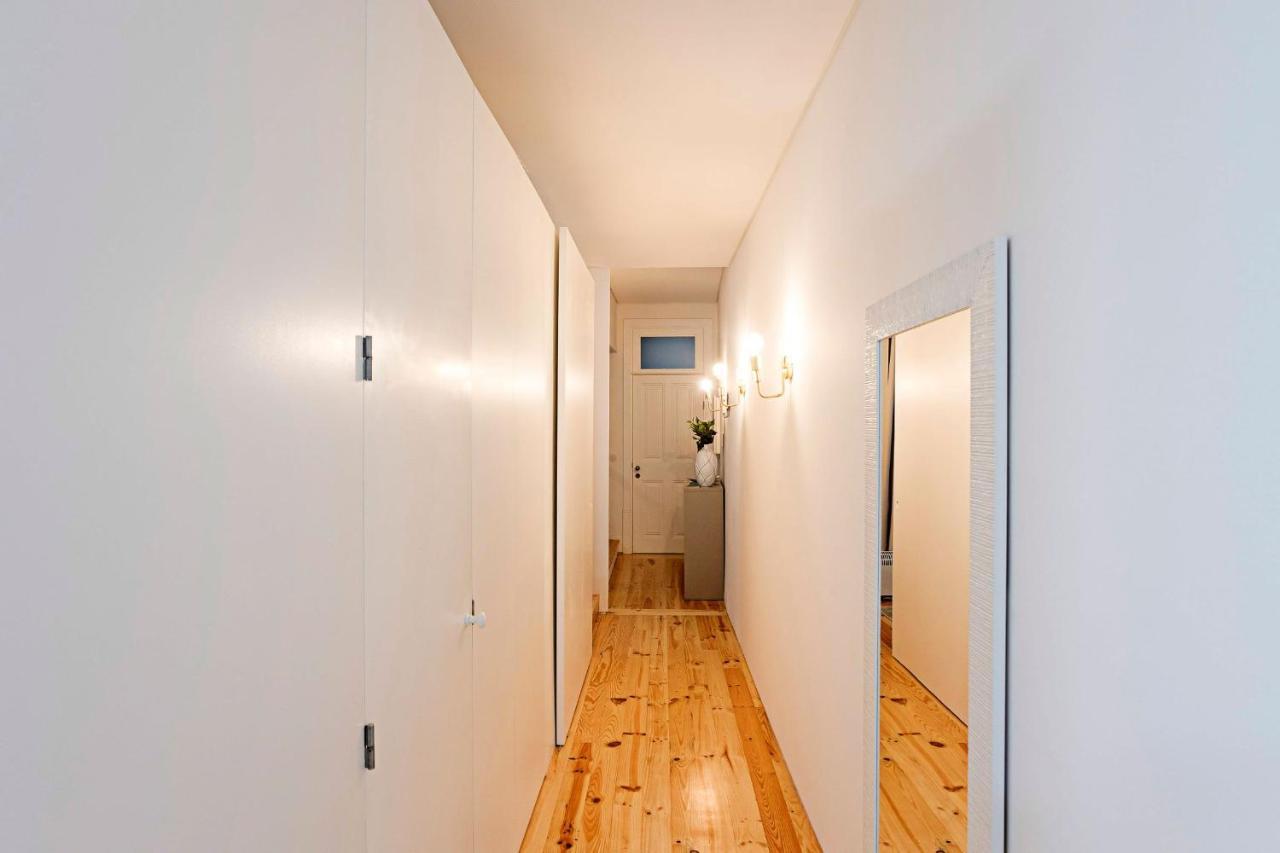 Loios 1Br Flat Downtown By Lovelystay Porto Ngoại thất bức ảnh