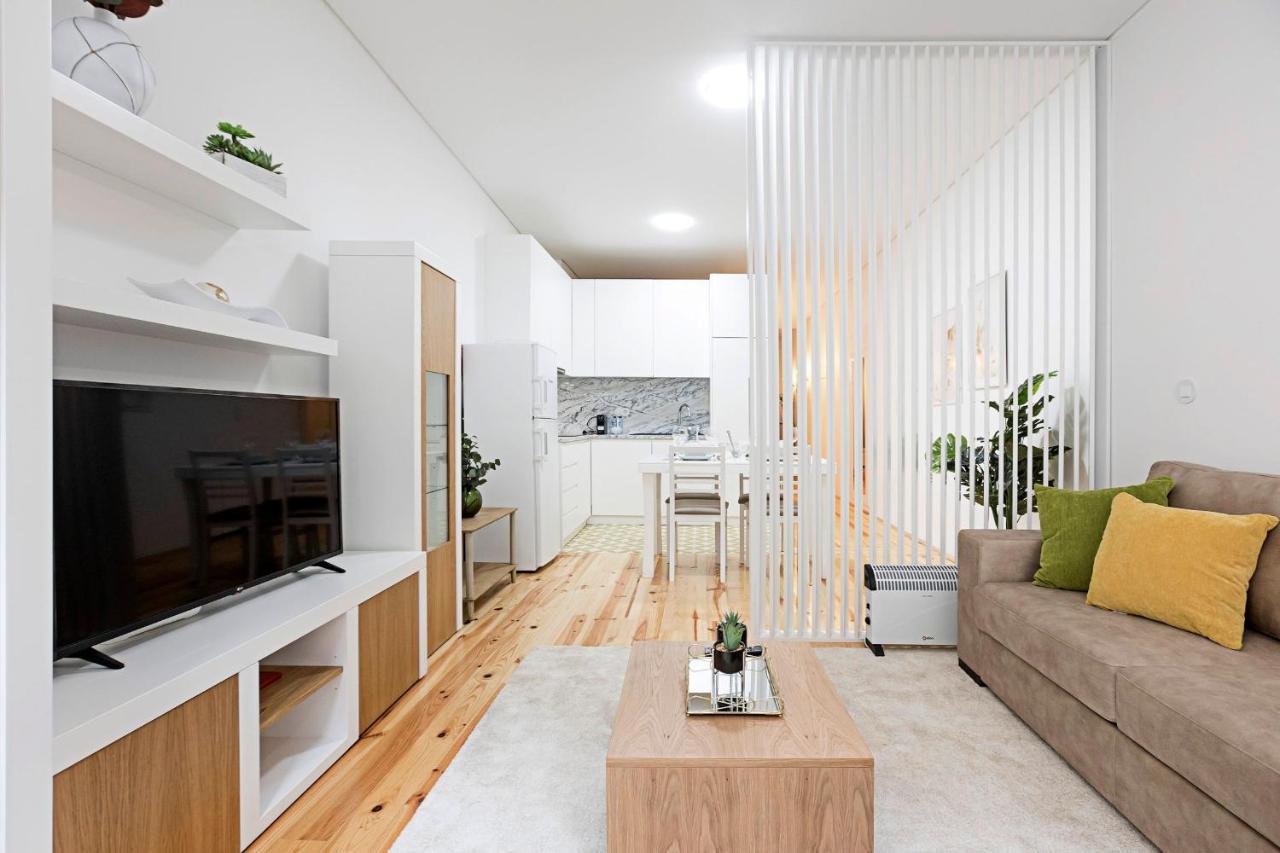 Loios 1Br Flat Downtown By Lovelystay Porto Ngoại thất bức ảnh