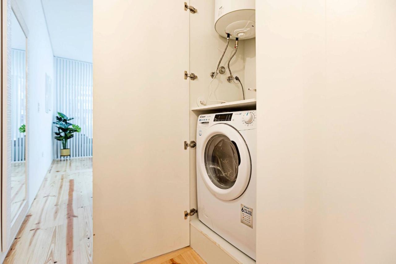 Loios 1Br Flat Downtown By Lovelystay Porto Ngoại thất bức ảnh